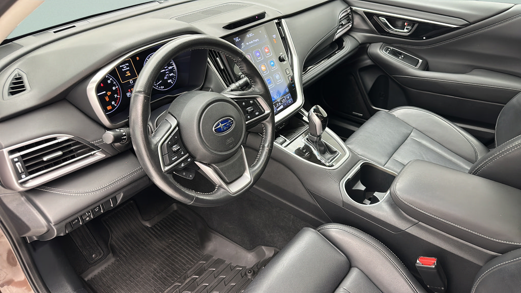 Used 2022 Subaru Outback Limited AWD/4WD image 12
