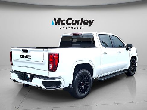 Used 2024 GMC Sierra 1500 Elevation w/ Elevation Premium Package AWD/4WD image 7