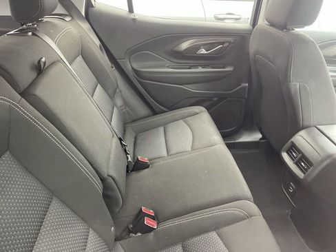 Used 2023 GMC Terrain SLE w/ Driver Convenience Package image 10