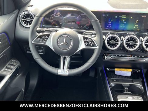 New 2026 Mercedes-Benz GLB 250 4MATIC image 12
