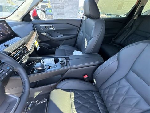 New 2026 Nissan Rogue Platinum w/ Platinum Premium Package image 20