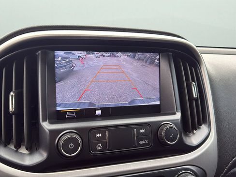 Used 2020 GMC Canyon SLE w/ Elevation Edition RWD image 18