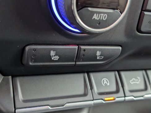 Used 2022 Chevrolet Silverado 1500 RST w/ LPO, Blackout Package image 26