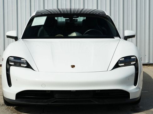 Used 2021 Porsche Taycan image 48