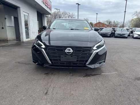 Used 2023 Nissan Altima 2.5 SV image 7