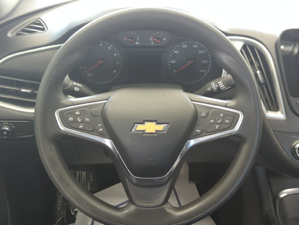 Used 2023 Chevrolet Malibu LT w/ Driver Confidence Package FWD image 16