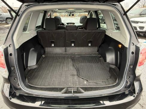 Used 2018 Subaru Forester 2.5i Premium w/ All-Weather Package image 33