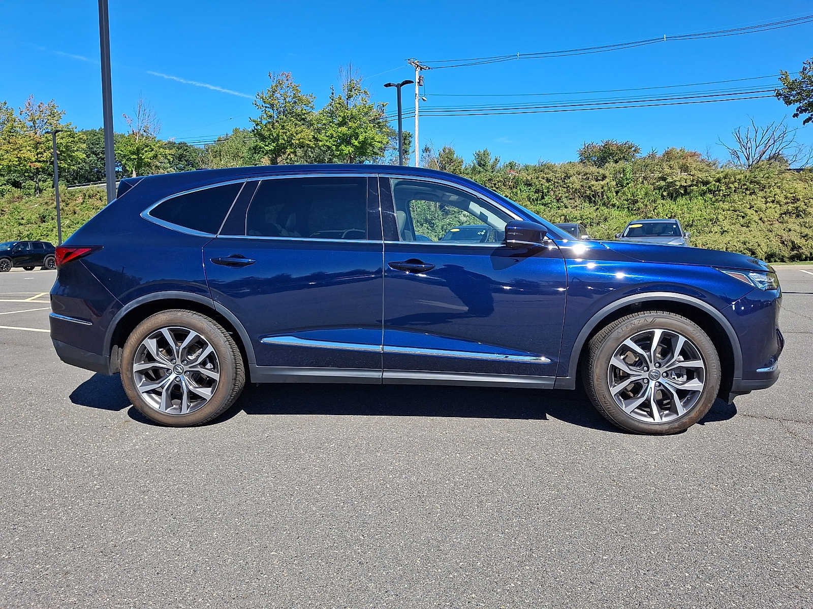 Certified 2024 Acura MDX w/ Technology Package AWD/4WD image 7