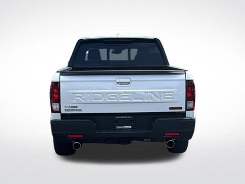 Used 2024 Honda Ridgeline TrailSport image 6