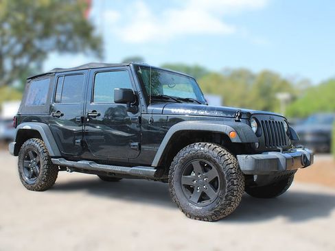 Used 2017 Jeep Wrangler Unlimited Sport image 3