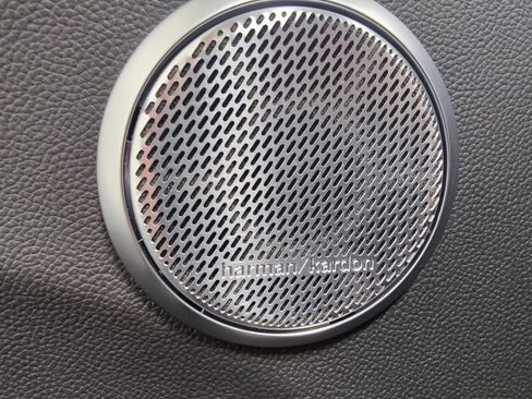 Certified 2022 Alfa Romeo Giulia Veloce image 6