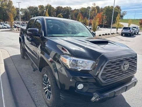 Used 2023 Toyota Tacoma TRD Sport image 5