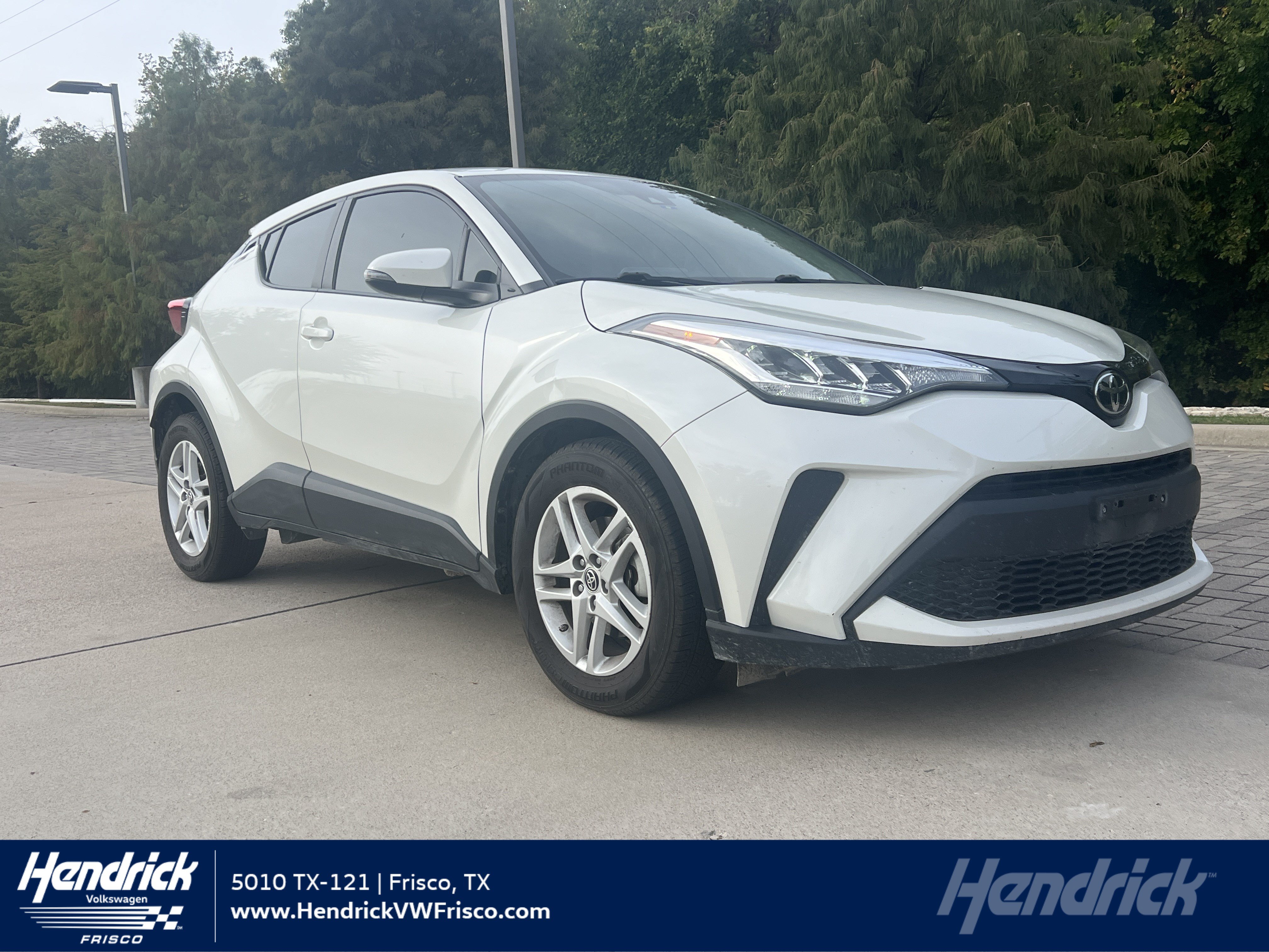 Used 2020 Toyota C-HR LE FWD image 1