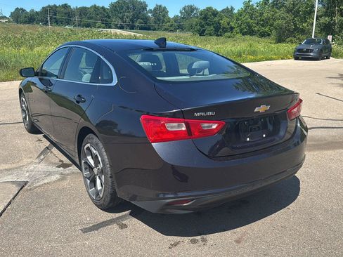 Used 2023 Chevrolet Malibu LT FWD image 3
