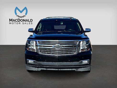 Used 2017 Chevrolet Suburban Premier image 2