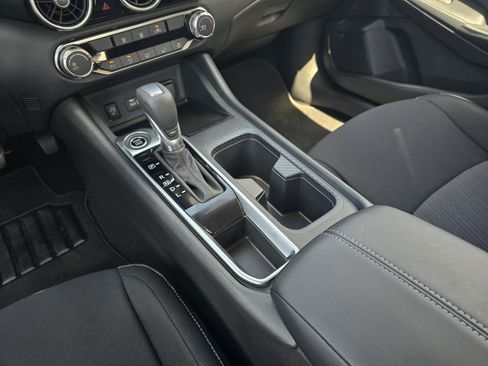 Certified 2025 Nissan Sentra SV FWD image 16