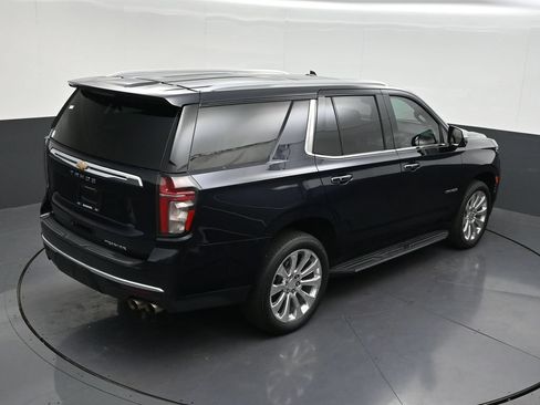 Used 2021 Chevrolet Tahoe Premier w/ Premium Package RWD image 19