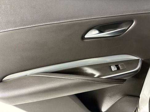 Used 2022 Cadillac XT4 Premium Luxury w/ Safety Alert Package image 36