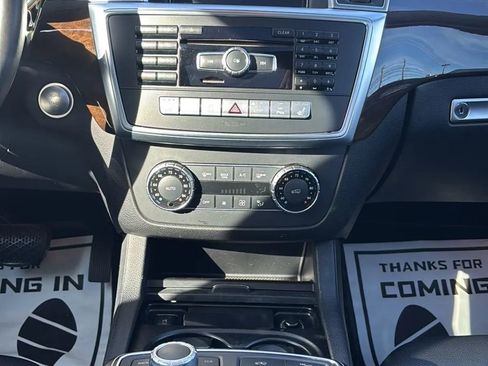 Used 2015 Mercedes-Benz GL 450 4MATIC image 43