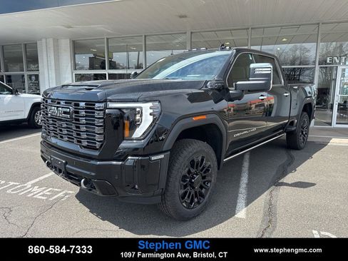 New 2026 GMC Sierra 2500 Denali Ultimate w/ Snow Plow Prep/Camper Package AWD/4WD image 3