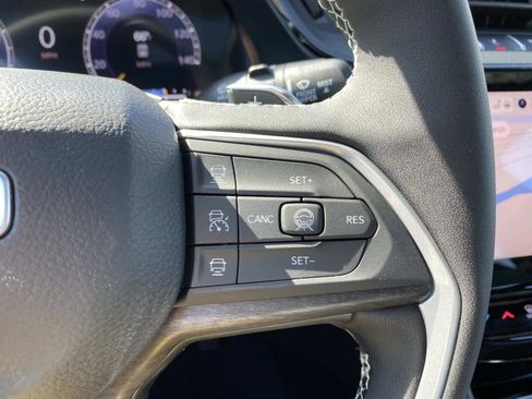 New 2026 Jeep Grand Cherokee Altitude image 15