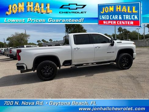 Used 2021 Chevrolet Silverado 2500 High Country w/ Z71 Off-Road Package AWD/4WD image 15