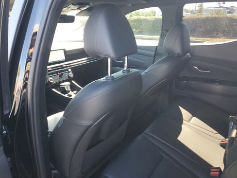 Used 2025 Hyundai Santa Cruz Limited image 8