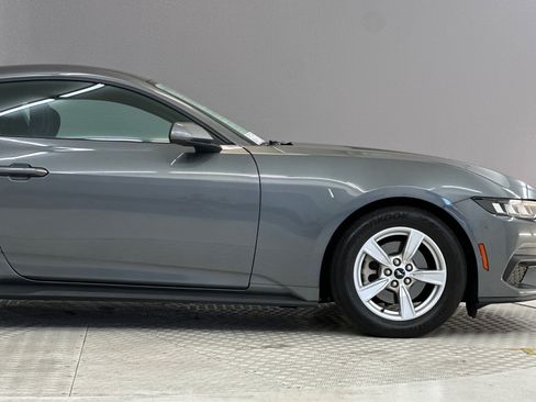 Used 2024 Ford Mustang Coupe RWD image 33