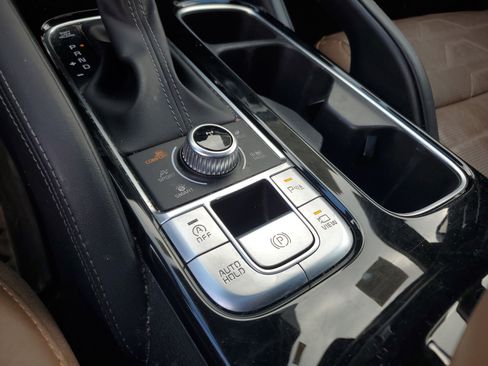 Used 2021 Kia Telluride SX w/ SX Prestige Package image 27