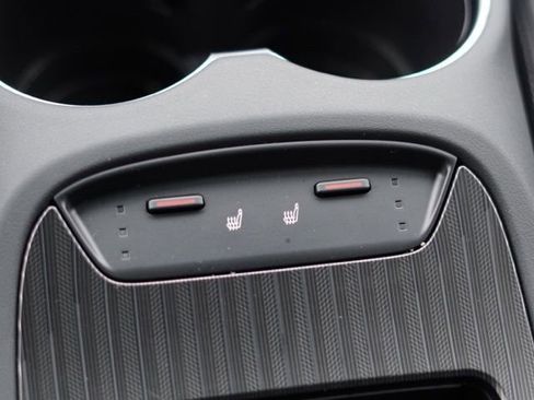 Certified 2024 Toyota Venza XLE image 37