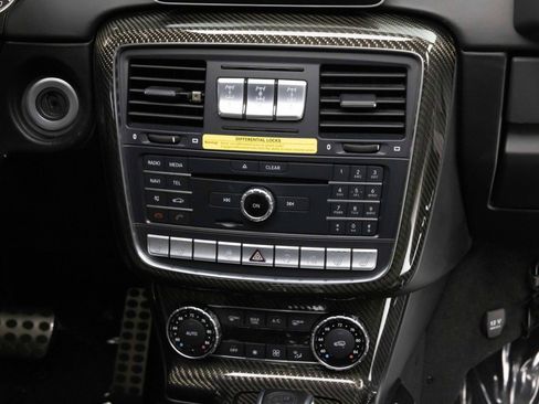 Used 2017 Mercedes-Benz G 63 AMG 4MATIC image 39