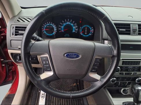Used 2012 Ford Fusion SE image 4