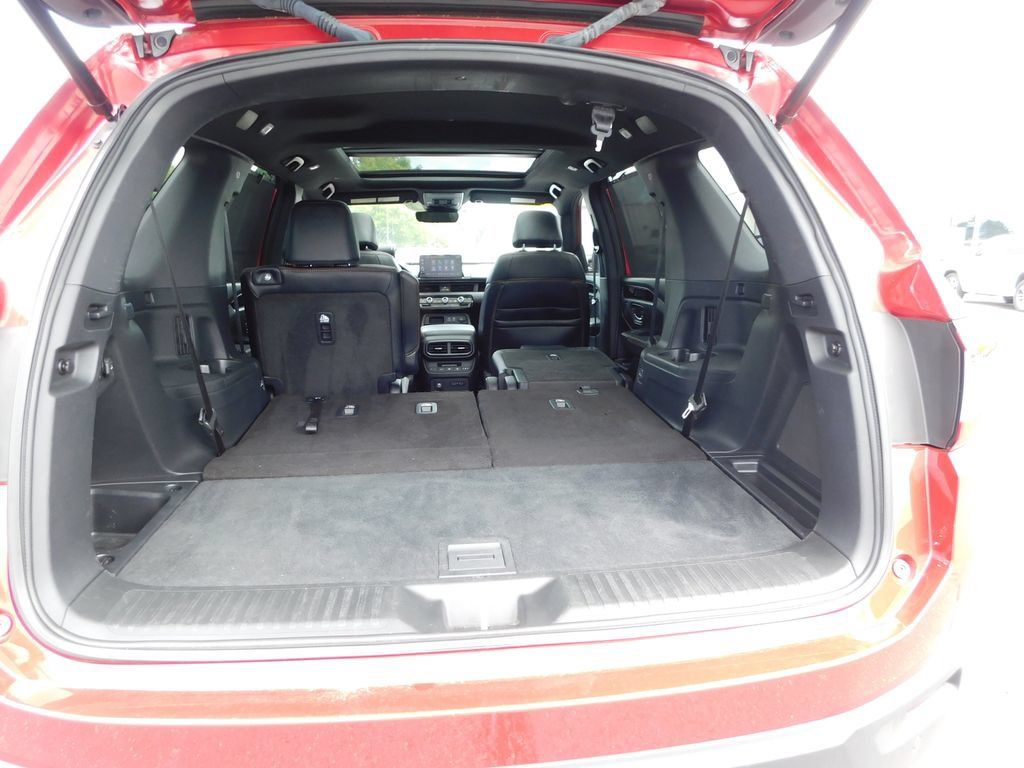 Used 2023 Honda Pilot TrailSport image 29