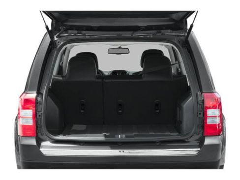 Certified 2015 Jeep Patriot Latitude image 12