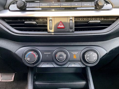 Used 2024 Kia Forte LXS image 16