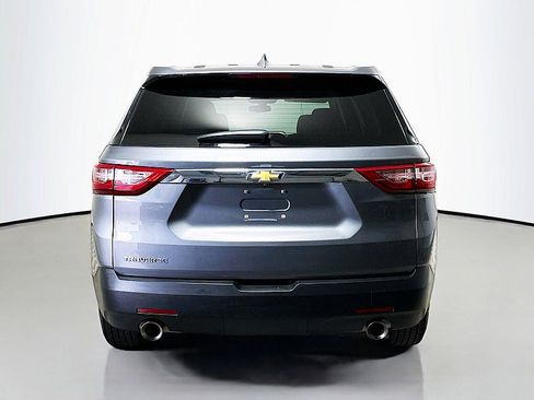 Used 2021 Chevrolet Traverse LS FWD image 6