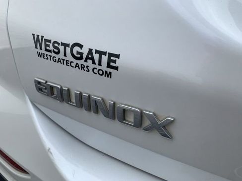 Used 2018 Chevrolet Equinox Premier image 12