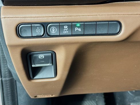 Used 2025 Acura MDX FWD w/ Technology Package image 10