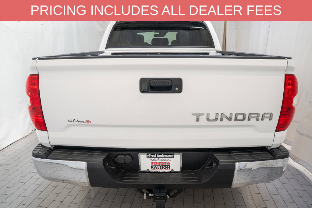 Used 2020 Toyota Tundra SR5 w/ SR5 Leather Package RWD image 4