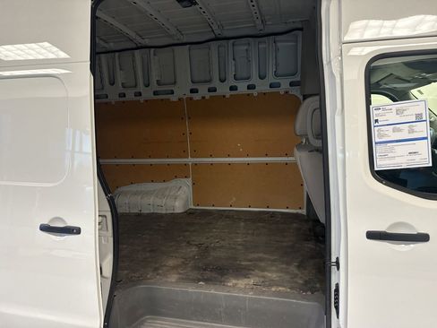 Used 2021 Nissan NV 2500 SV w/ Navigation Package image 15