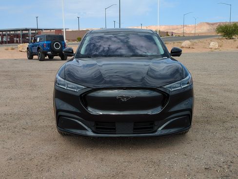 Used 2022 Ford Mustang Mach-E Premium RWD image 8