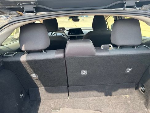 Used 2025 Toyota Prius LE FWD image 25
