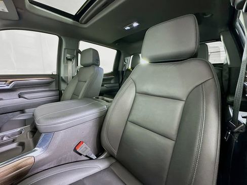 Used 2024 Chevrolet Silverado 1500 LT Trail Boss w/ LT Trail Boss Premium Package AWD/4WD image 24