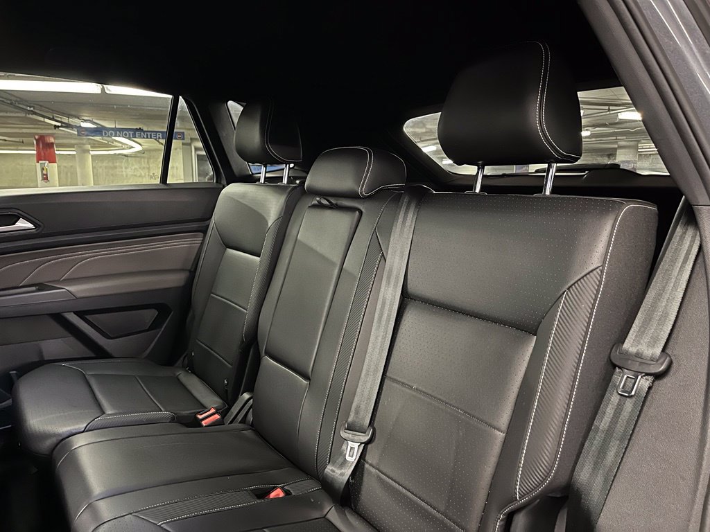 Used 2023 Volkswagen Atlas Cross Sport SE w/ Black Wheel Package AWD/4WD image 22