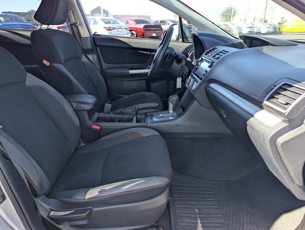 Used 2017 Subaru Crosstrek 2.0i Premium w/ Moonroof Package AWD/4WD image 31