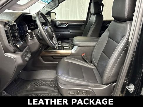 Used 2024 Chevrolet Silverado 1500 LT Trail Boss w/ LT Trail Boss Premium Package image 10