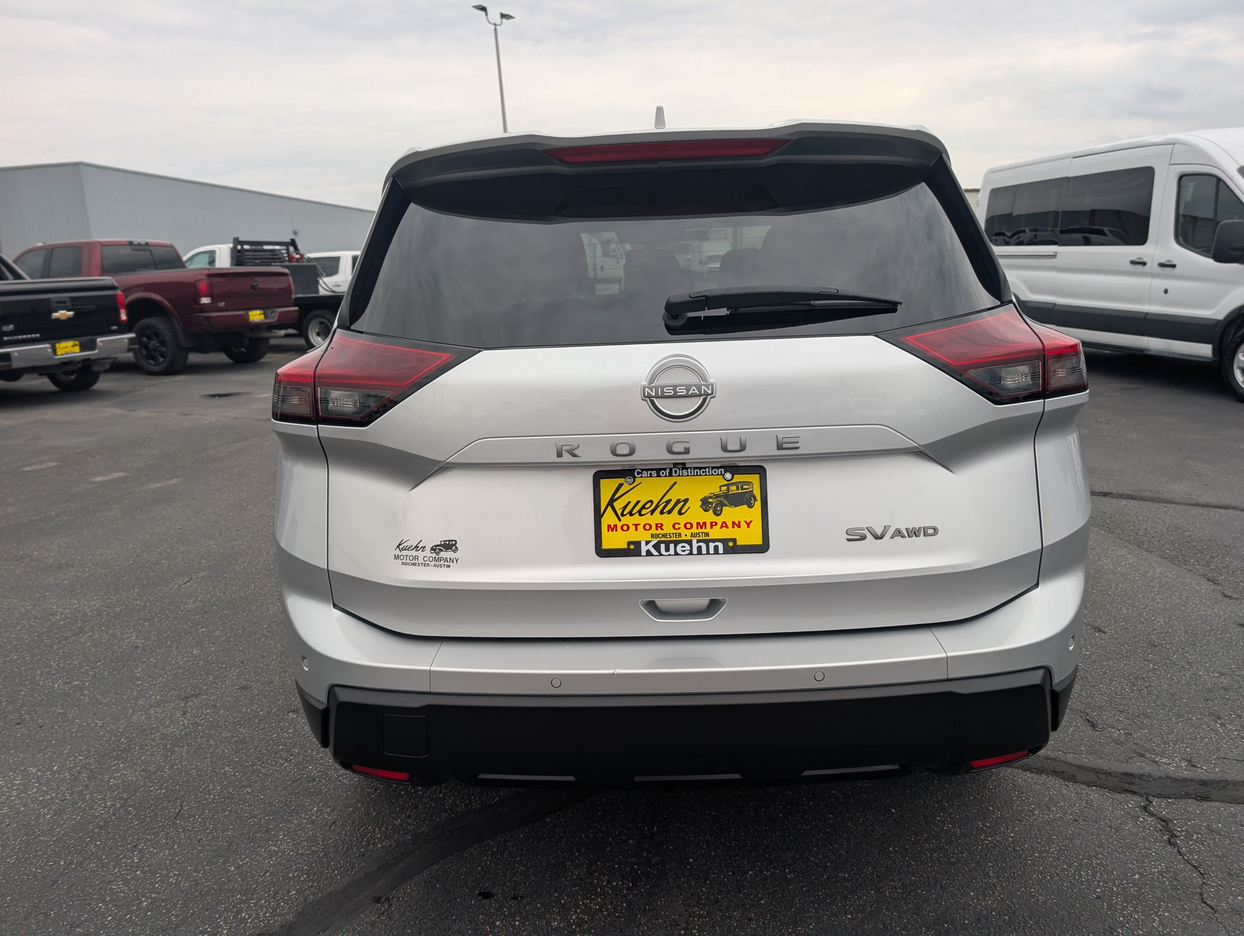 Used 2024 Nissan Rogue SV w/ SV Premium Package AWD/4WD image 7