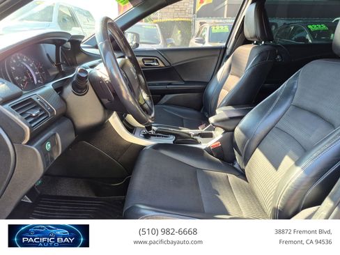 Used 2017 Honda Accord Sport image 11