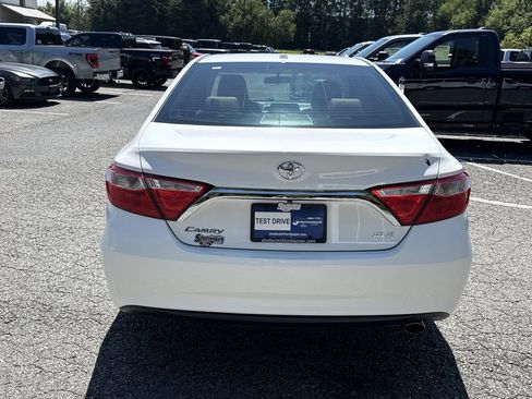 Used 2015 Toyota Camry XLE FWD image 6