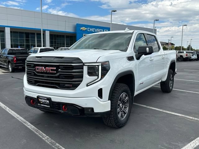 Used 2025 GMC Sierra 1500 AT4 AWD/4WD image 2